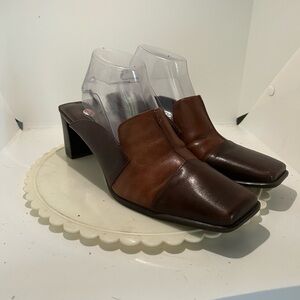 ARTIVA two tone brown leather uppers square toe mules  block heels size 9.5
